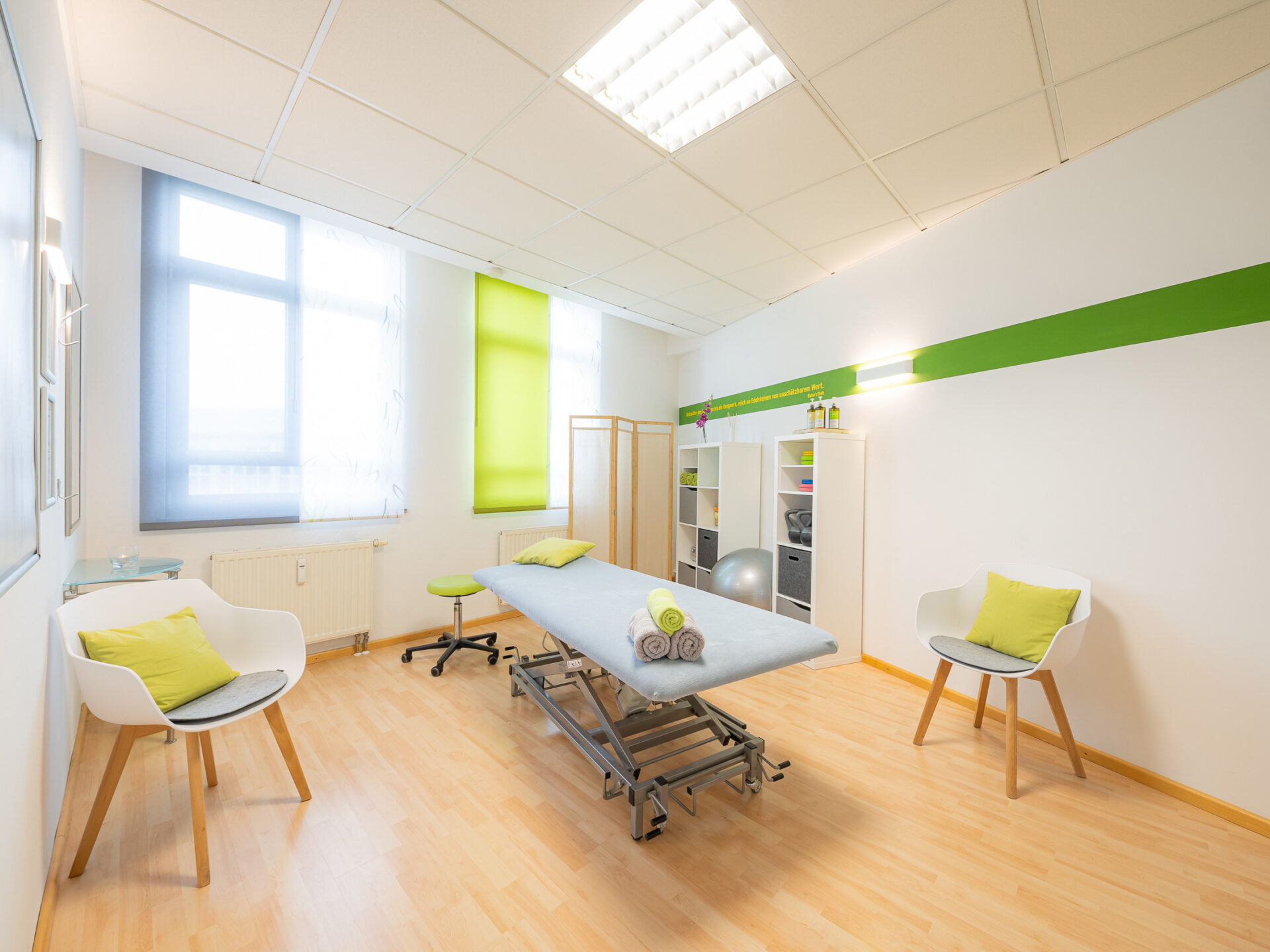 Praxis Corona 2023 Team F8 Web 800789