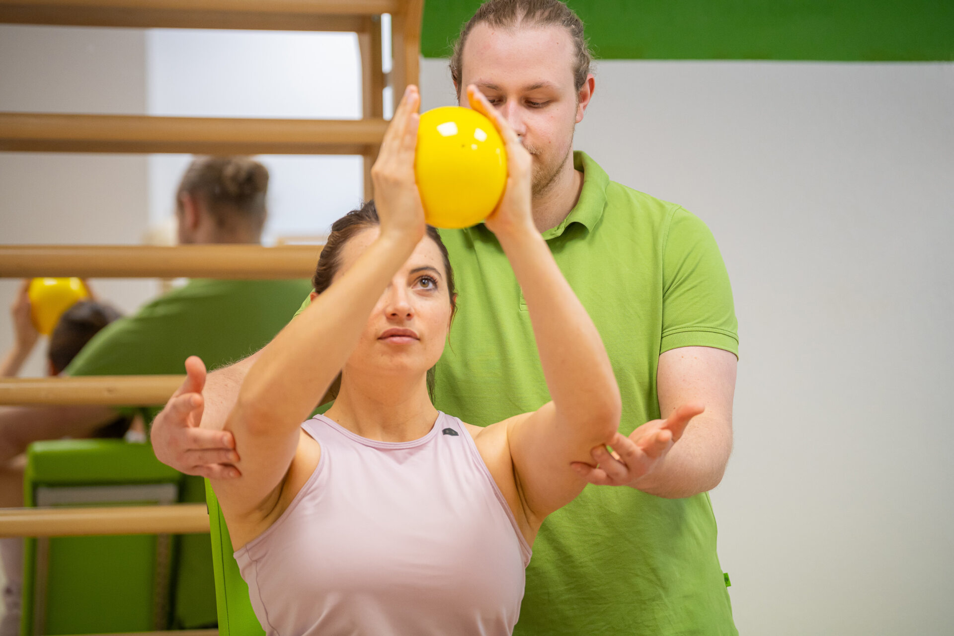 Praxis Corona 2023 Team F8 Web 800558