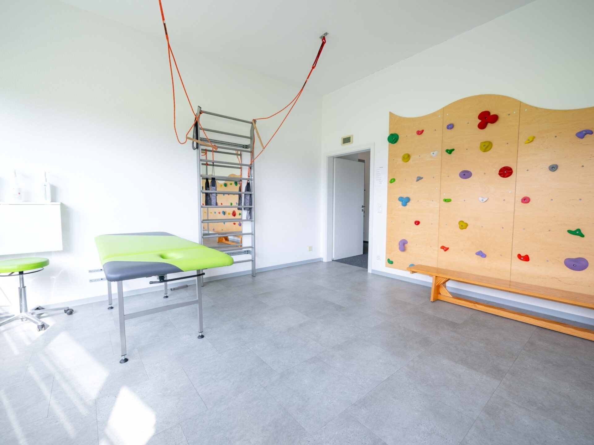 2025 10 01 PT SCHURA PRAXIS 9216