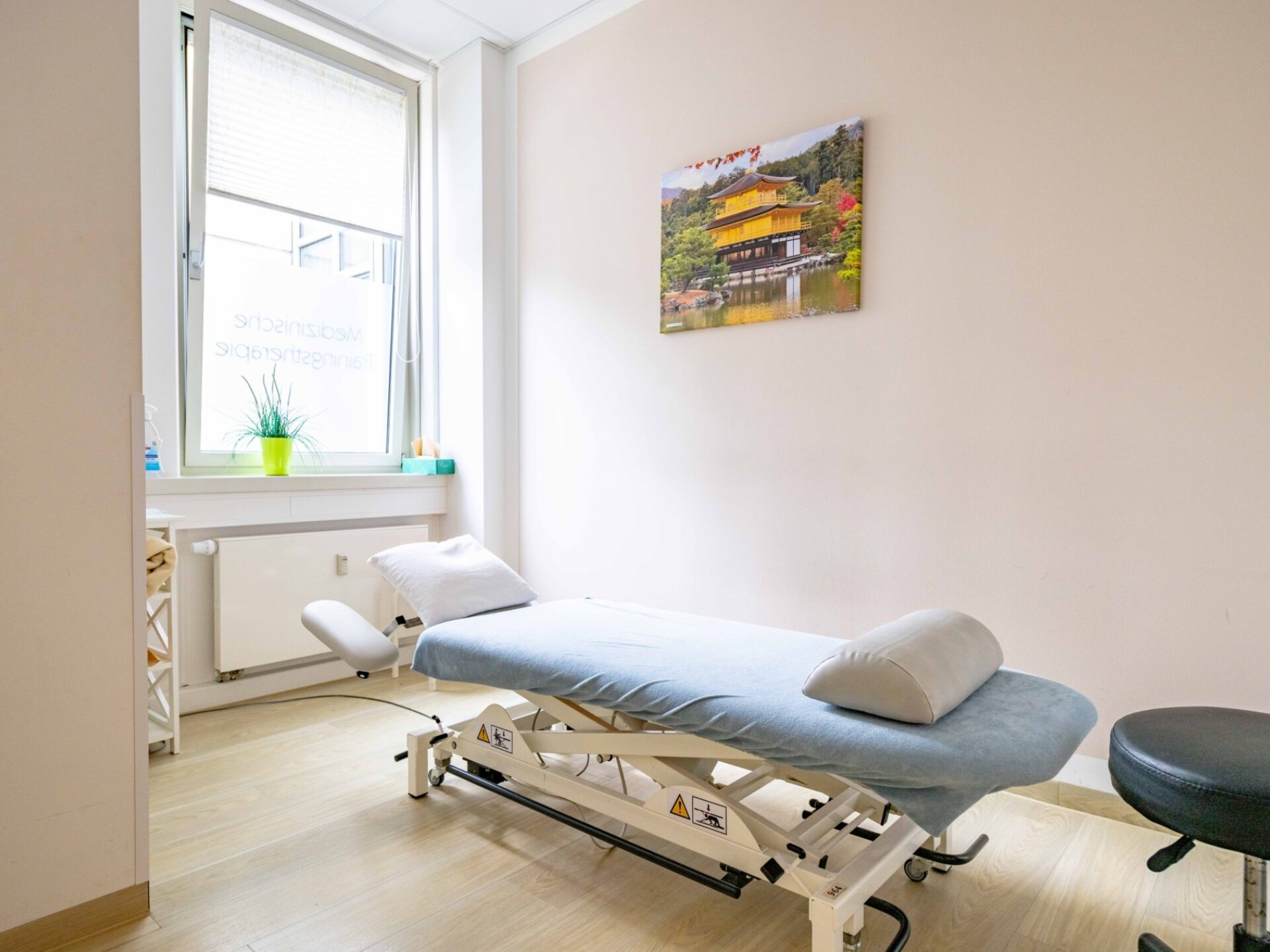 2025 08 20 PHYSIOTEAM UNTERSCHLEISSHEIM PRAXIS 8060