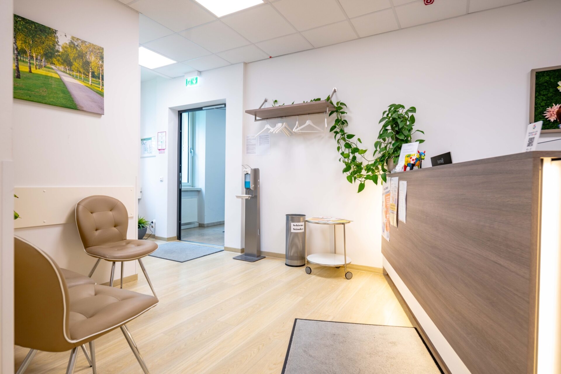 2025 08 20 PHYSIOTEAM UNTERSCHLEISSHEIM PRAXIS 8189