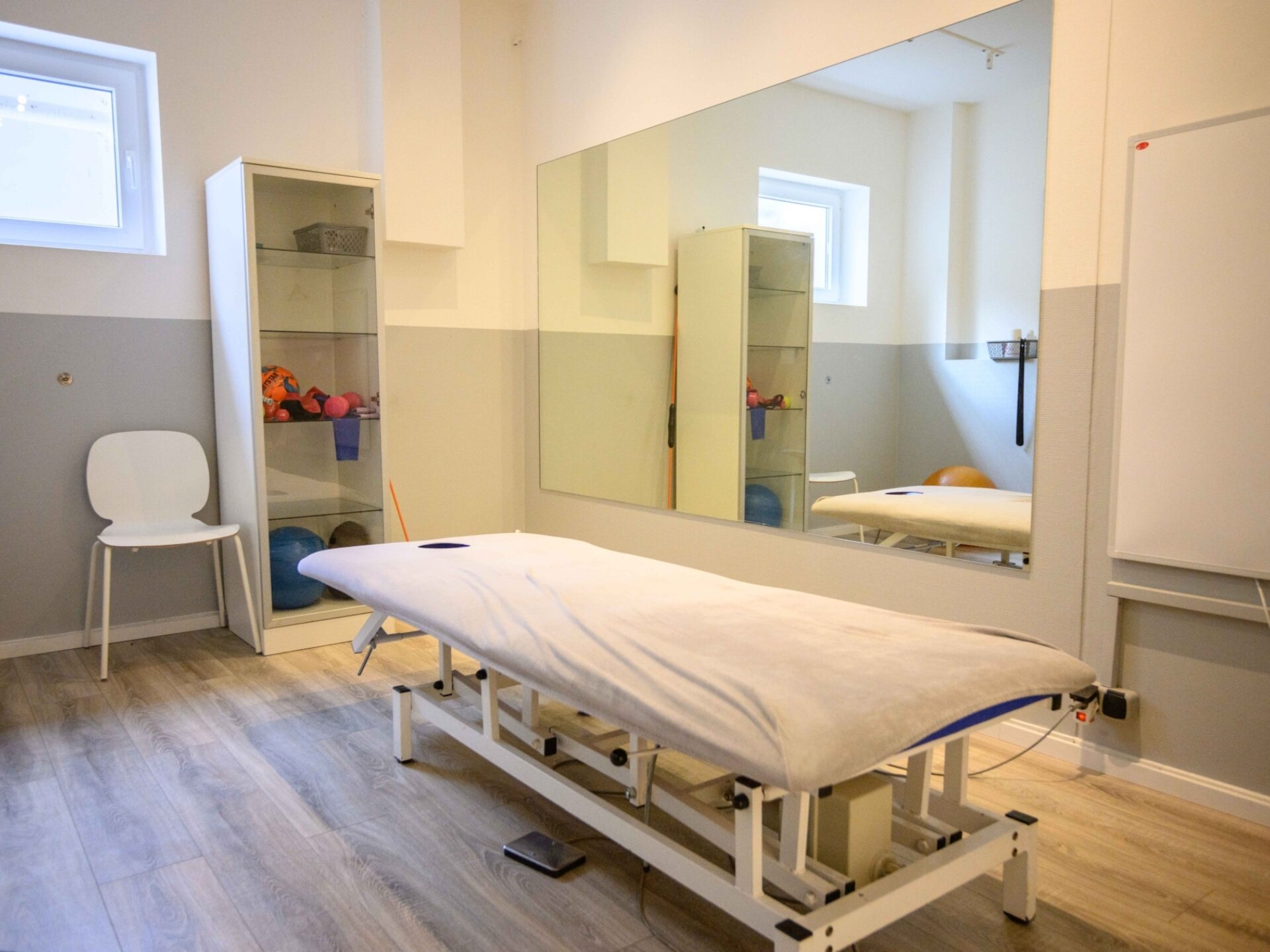 2025 09 10 SPTZ D Ue SSELDORF PRAXIS 7748