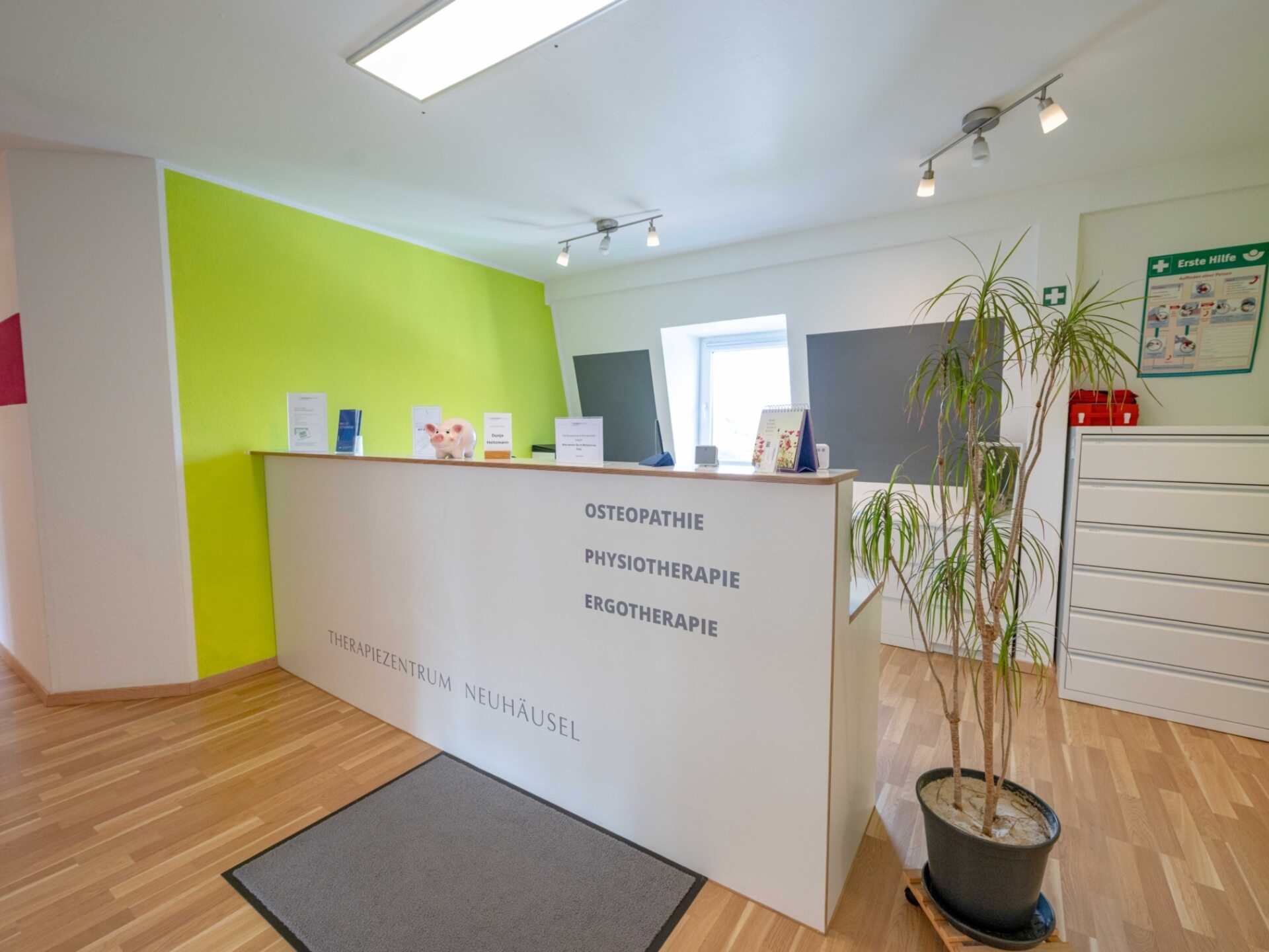 2025 09 29 THZ NEUHAEUSEL PRAXIS 8503