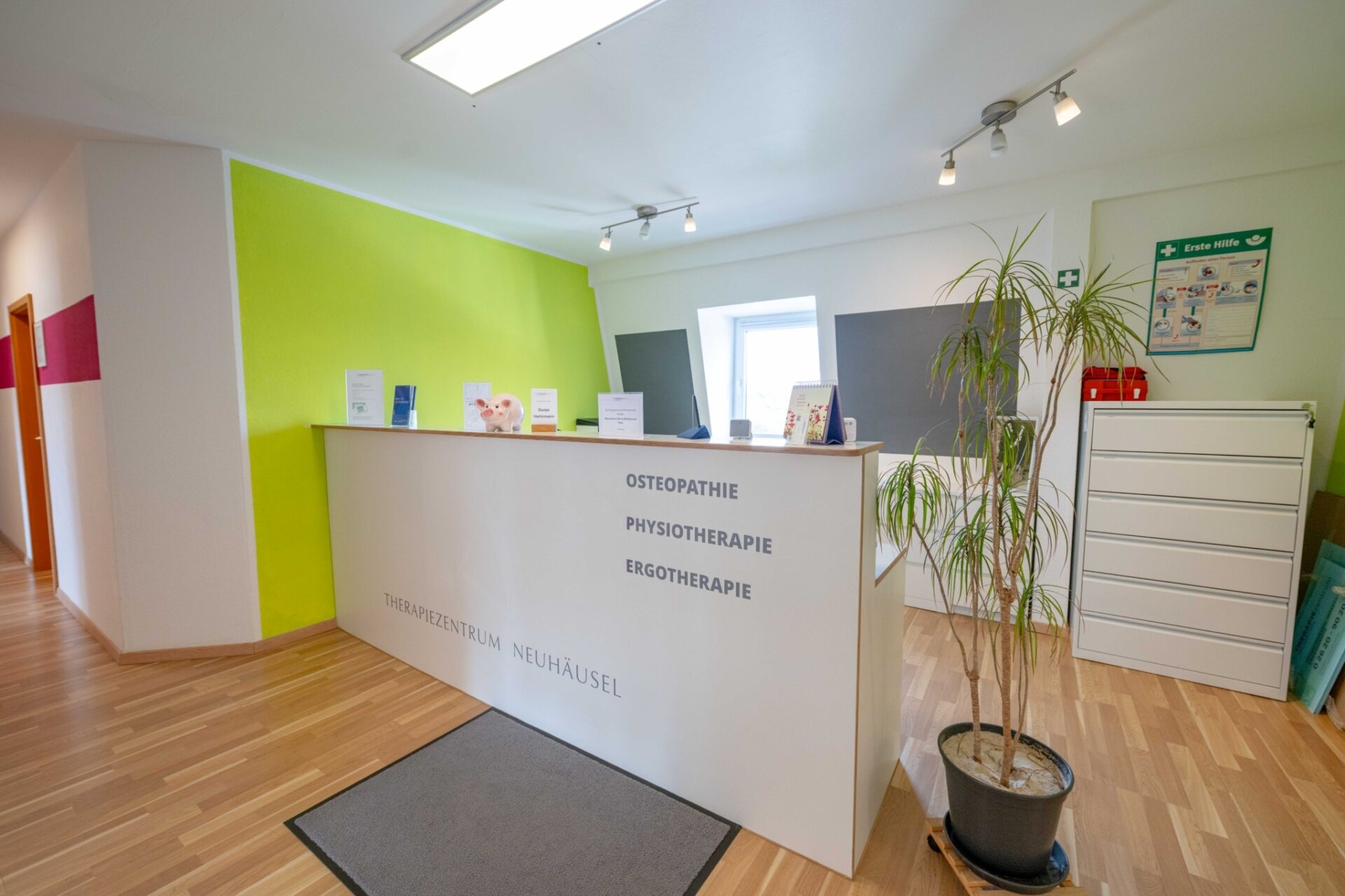 2025 09 29 THZ NEUHAEUSEL PRAXIS 8503